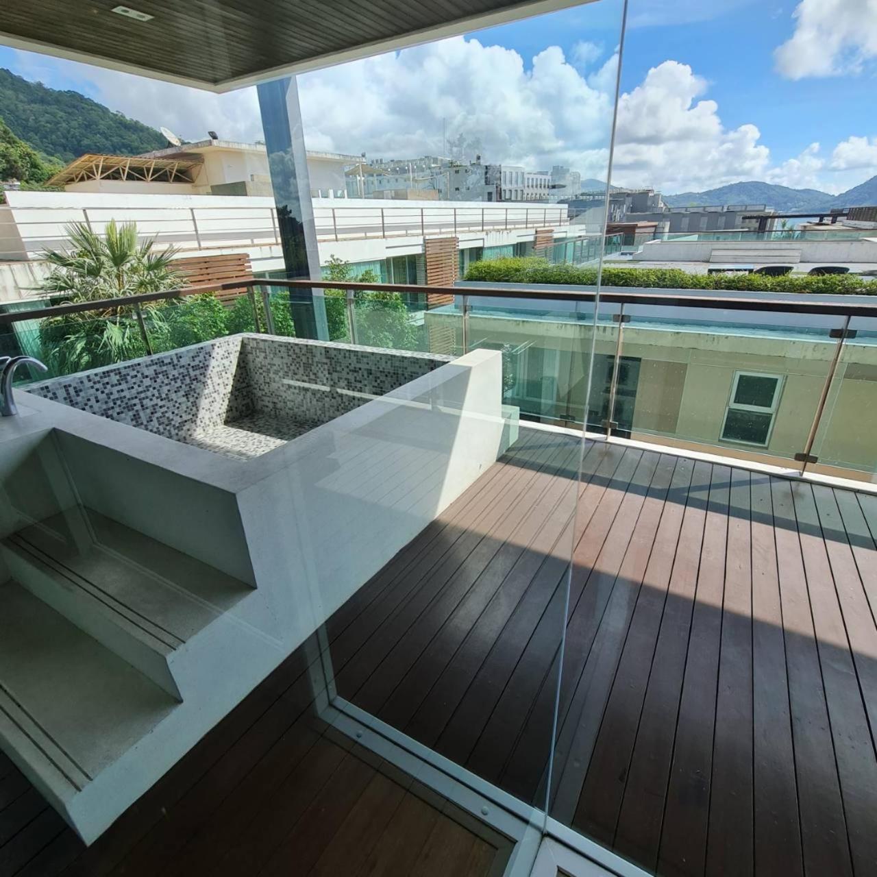The Privilege Residence Patong Kültér fotó