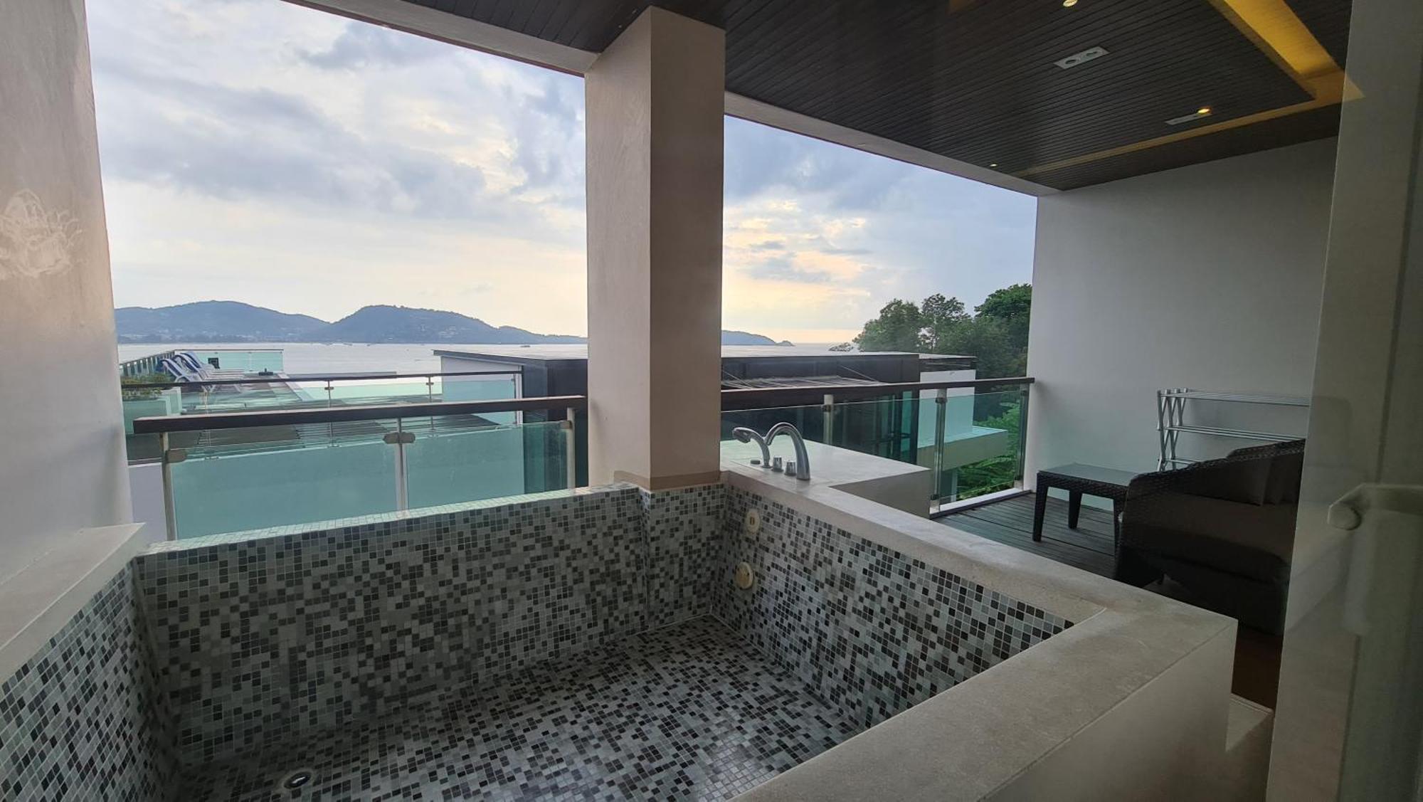 The Privilege Residence Patong Kültér fotó